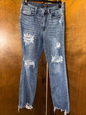Judy Blue Light Blue Distressed Jeans